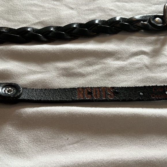 Roots genuine leather belt - Picture 2 of 6